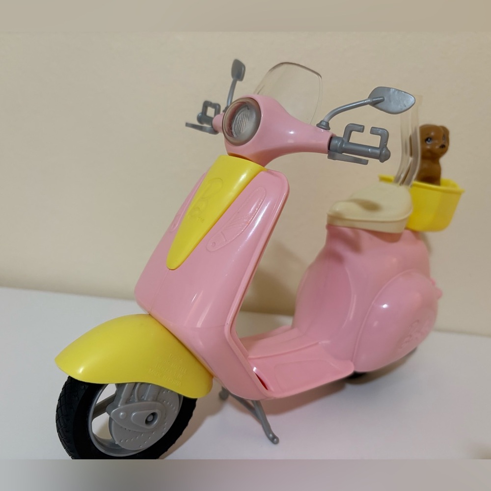 Barbie Toy Scooter with Puppy & Helmet Accessory, Pink & Yellow Moped withBasket